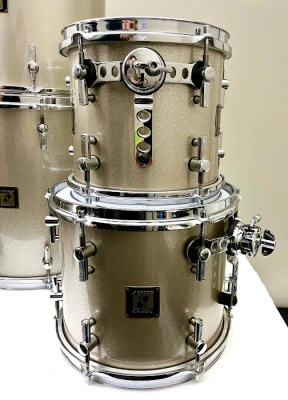 SONOR - DELITE - PRO DRUMS - CHAMPAGNE 3